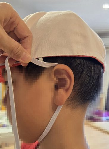 帽子ゴムの長さ確認